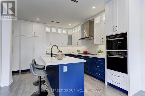 146 Petgor Path, Oakville, ON - Indoor Photo Showing Kitchen With Upgraded Kitchen