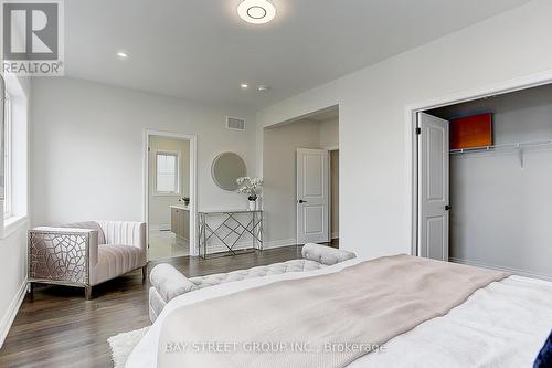 146 Petgor Path, Oakville, ON - Indoor Photo Showing Bedroom