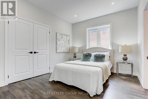 146 Petgor Path, Oakville, ON - Indoor Photo Showing Bedroom