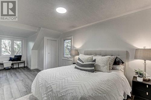 347 Thiel Street E, London, ON - Indoor Photo Showing Bedroom