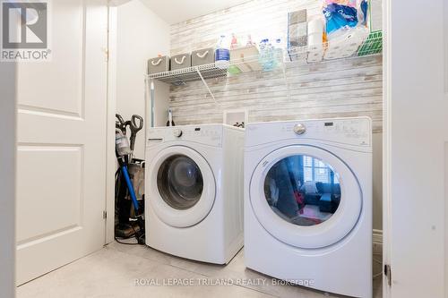 LEVEL 3: Master bedroom, Ensuite, Laundry - 48 - 2235 Blackwater Road, London, ON - Indoor Photo Showing Laundry Room