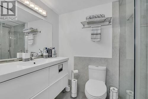 780 Houghton Road Unit# 312, Kelowna, BC - Indoor Photo Showing Bathroom