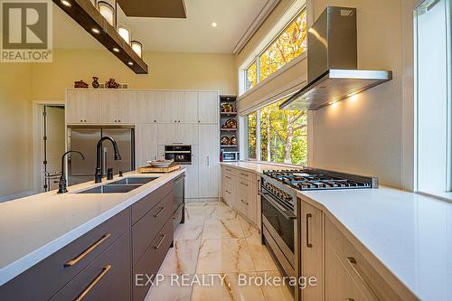 5 Birch Knoll Road, Georgina, ON - Indoor Photo Showing Kitchen With Double Sink