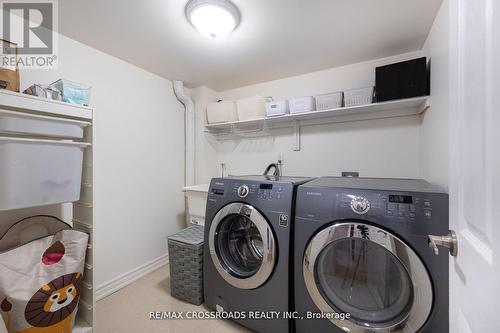 43 Pilkington Crescent, Vaughan, ON - Indoor Photo Showing Laundry Room