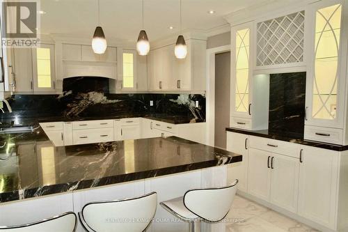 36 Personna Boulevard, Markham, ON - Indoor Photo Showing Kitchen