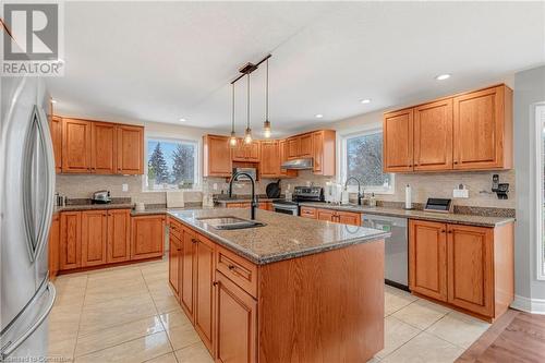 82 Rymal Road E, Hamilton, ON - Indoor Photo Showing Kitchen