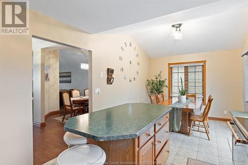 3157 Robinet, Windsor, ON - Indoor Photo Showing Dining Room