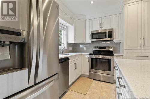 298 Buckingham Avenue, Riverview, NB - Indoor Photo Showing Kitchen With Stainless Steel Kitchen