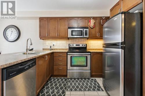 5 Ignatius Lane, Toronto, ON - Indoor Photo Showing Kitchen With Stainless Steel Kitchen With Double Sink