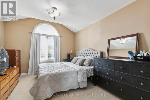 5 Ignatius Lane, Toronto, ON - Indoor Photo Showing Bedroom