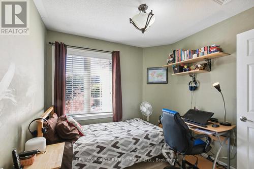 5 Ignatius Lane, Toronto, ON - Indoor Photo Showing Bedroom