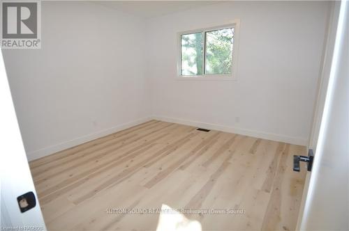 857 9Th Avenue E, Owen Sound, ON - Indoor Photo Showing Other Room