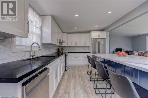 235132 Concession 2 Wgr, West Grey, ON - Indoor Photo Showing Kitchen With Stainless Steel Kitchen With Upgraded Kitchen