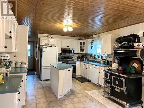 421 Casimir Road, St. Charles, ON - Indoor Photo Showing Kitchen With Double Sink