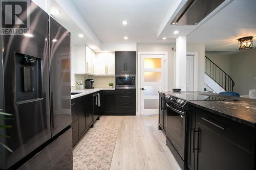 32 Norden Cres, Sault Ste. Marie, ON - Indoor Photo Showing Kitchen