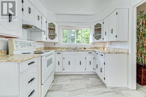 Unit 2 kitchen - 751 Nelson Street, Woodstock, ON - Indoor Photo Showing Kitchen