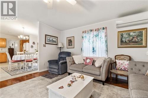 5 Emerald Crescent, Moncton, NB - Indoor Photo Showing Living Room