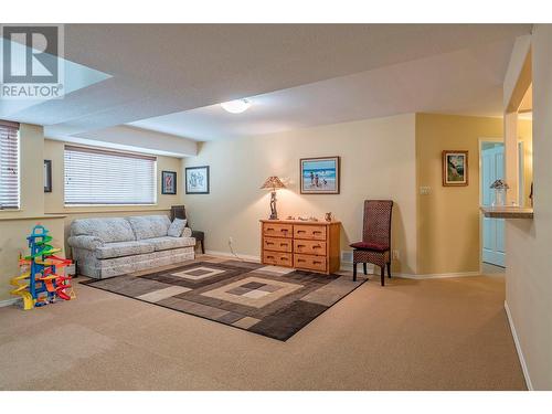 3 Quail Vista Place, Vernon, BC - Indoor Photo Showing Bedroom