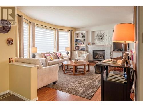 3 Quail Vista Place, Vernon, BC - Indoor Photo Showing Living Room With Fireplace