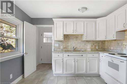 190 Pinebush Road, Cambridge, ON - Indoor Photo Showing Kitchen