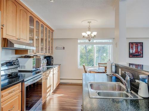 315-2040 White Birch Rd, Sidney, BC - Indoor Photo Showing Kitchen With Double Sink