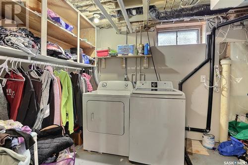 3704 Sherwood Drive, Regina, SK - Indoor Photo Showing Laundry Room