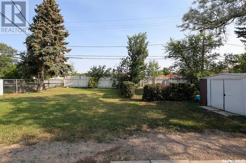 3704 Sherwood Drive, Regina, SK - Outdoor