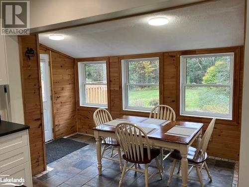 77 Chaffey Township Road, Huntsville, ON - Indoor Photo Showing Dining Room