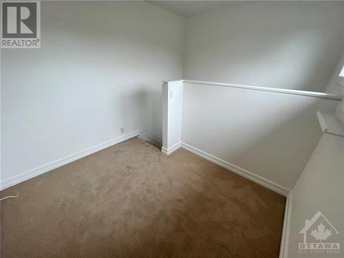 Loft area perfect for office space or sitting area - 407 Mackay Street Unit#B, Ottawa, ON - Indoor Photo Showing Other Room