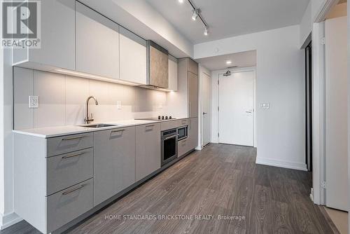 1603 - 19 Western Battery Road, Toronto, ON - Indoor Photo Showing Kitchen With Upgraded Kitchen