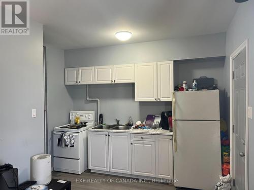 92 Birch Street N, Timmins (North), ON - Indoor Photo Showing Kitchen With Double Sink