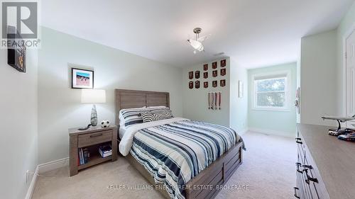 5 Mcnamara Court, Ajax (Northwest Ajax), ON - Indoor Photo Showing Bedroom