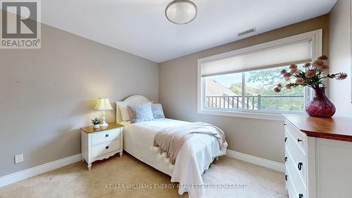 5 Mcnamara Court, Ajax (Northwest Ajax), ON - Indoor Photo Showing Bedroom