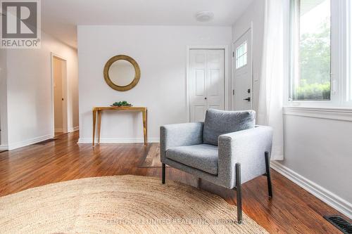 1472 Westbrook Drive, Peterborough (Monaghan), ON - Indoor Photo Showing Living Room