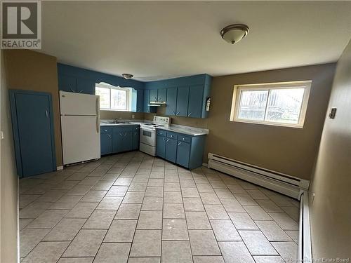 7-9 Crescent Avenue, Moncton, NB - Indoor Photo Showing Kitchen With Double Sink