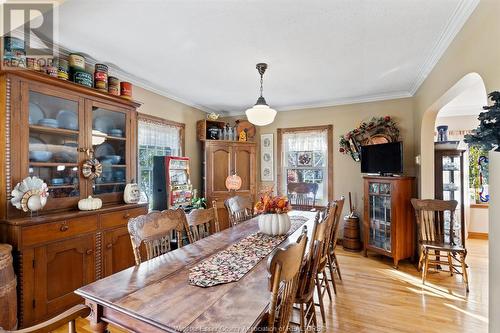 4726 Howard, Windsor, ON - Indoor Photo Showing Dining Room