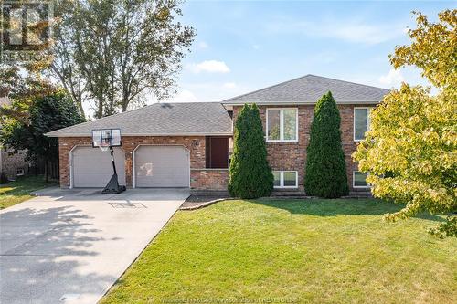 2083 Shawnee Road, Tecumseh, ON - Outdoor With Facade