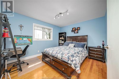 2083 Shawnee Road, Tecumseh, ON - Indoor Photo Showing Bedroom