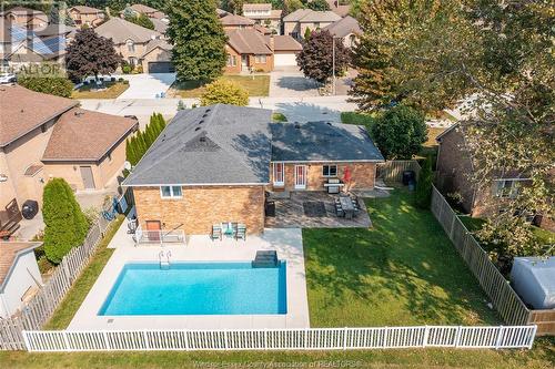 2083 Shawnee Road, Tecumseh, ON - Outdoor With In Ground Pool