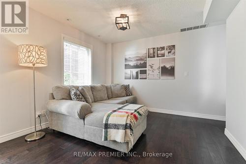 226 - 3 Everson Drive, Toronto, ON - Indoor