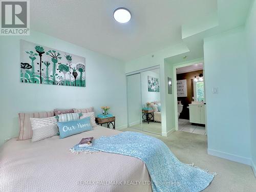 207 - 5740 Yonge Street, Toronto, ON - Indoor Photo Showing Bedroom