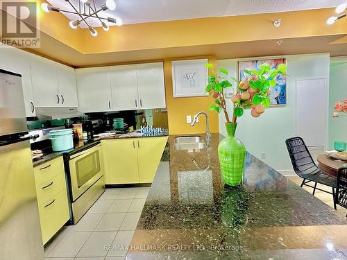 207 - 5740 Yonge Street, Toronto, ON - Indoor Photo Showing Kitchen With Double Sink