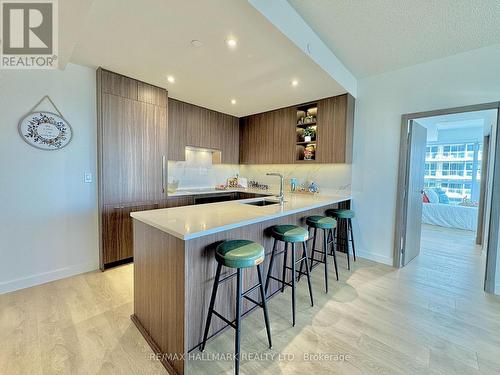 1902 - 25 Mcmahon Drive, Toronto, ON - Indoor Photo Showing Kitchen