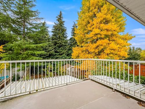 B-4615 Muir Rd, Courtenay, BC - Outdoor With Balcony With Exterior