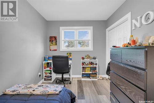 802 31St Street W, Saskatoon, SK - Indoor Photo Showing Bedroom