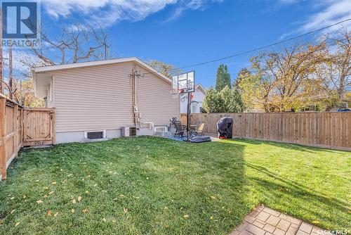 802 31St Street W, Saskatoon, SK - Outdoor