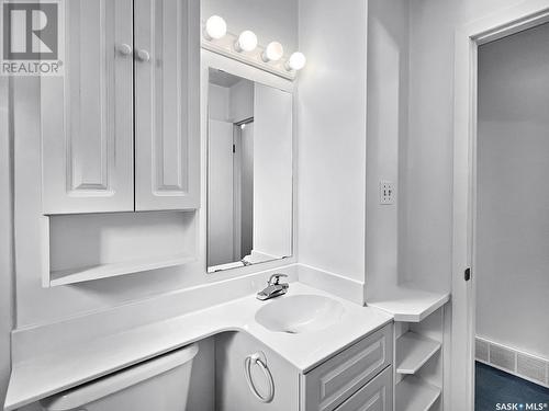 3129 Milton Street, Saskatoon, SK - Indoor Photo Showing Bathroom