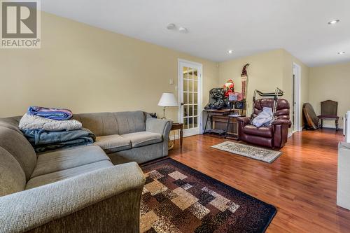 13 Balnafad Place, St. John'S, NL - Indoor Photo Showing Living Room