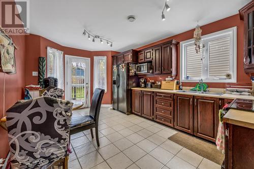 13 Balnafad Place, St. John'S, NL - Indoor Photo Showing Kitchen