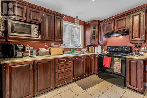 13 Balnafad Place, St. John'S, NL - Indoor Photo Showing Kitchen